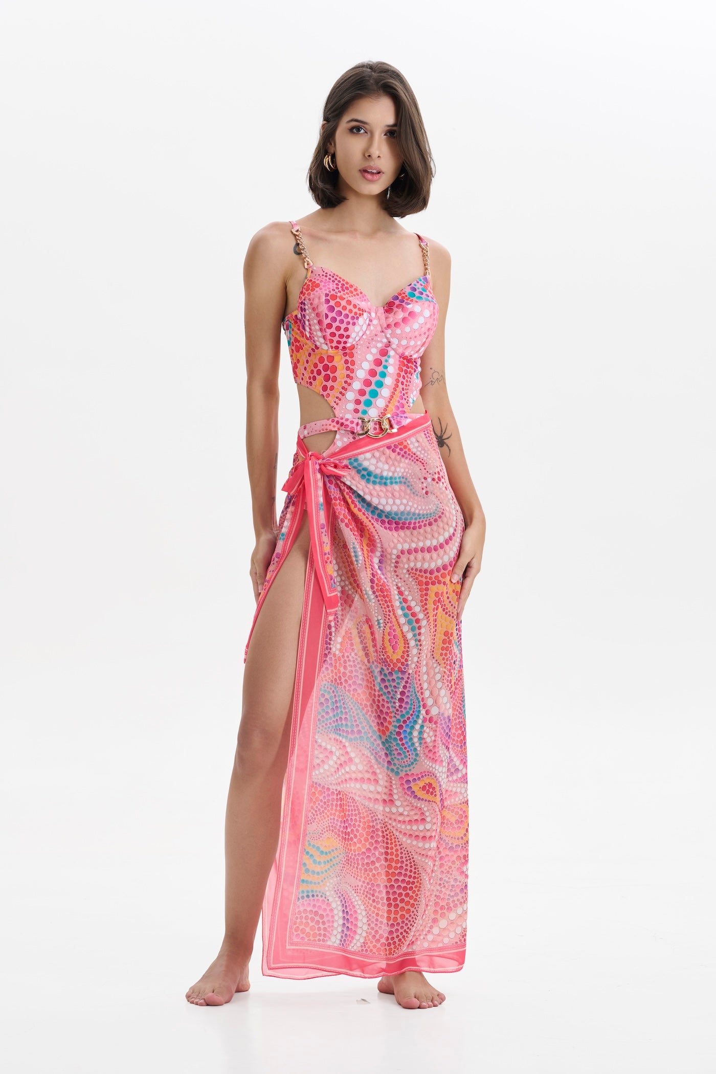 LUNAS SARONG